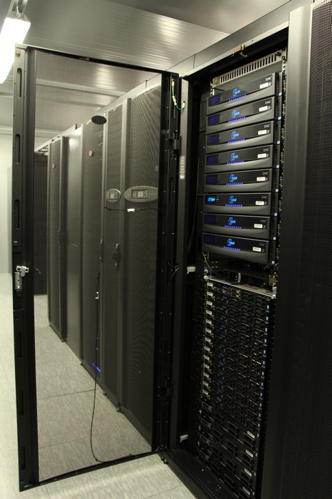 cluster.jpg